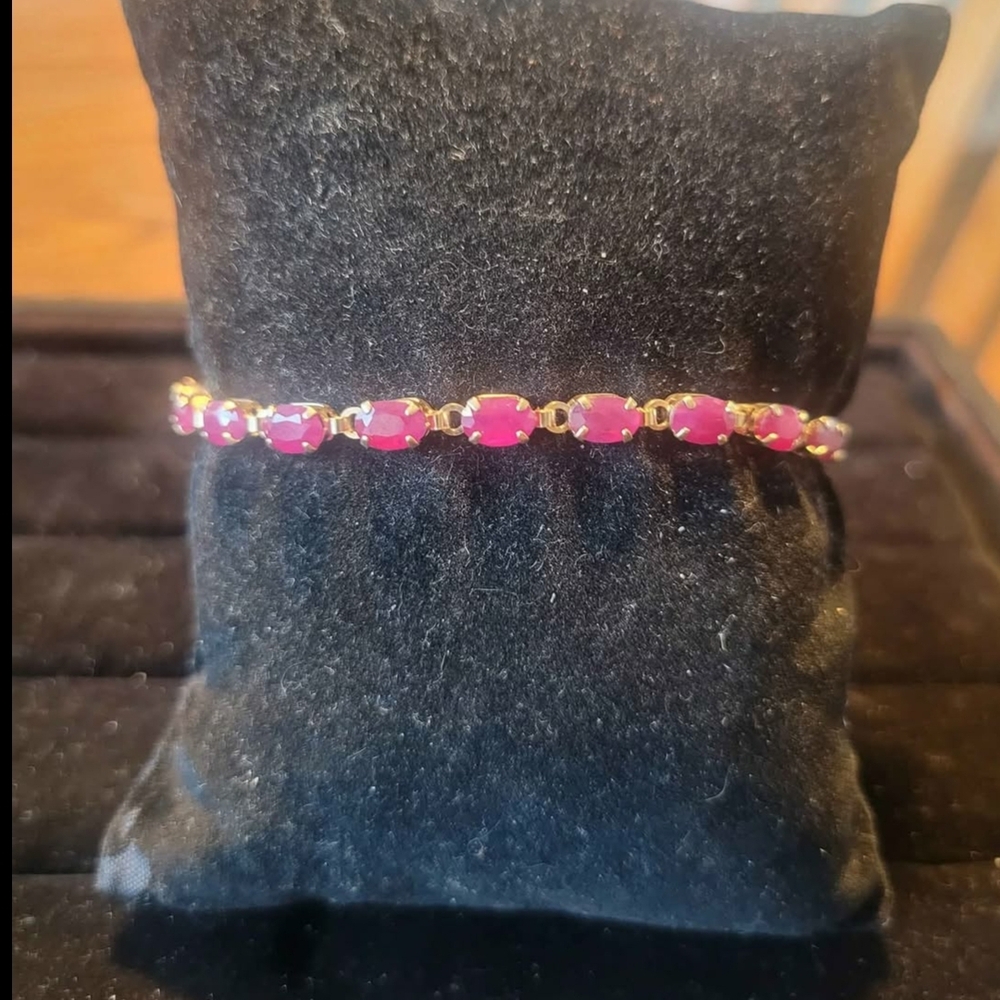 Pink and Gold Tennis Bracelet with Vibrant Stones